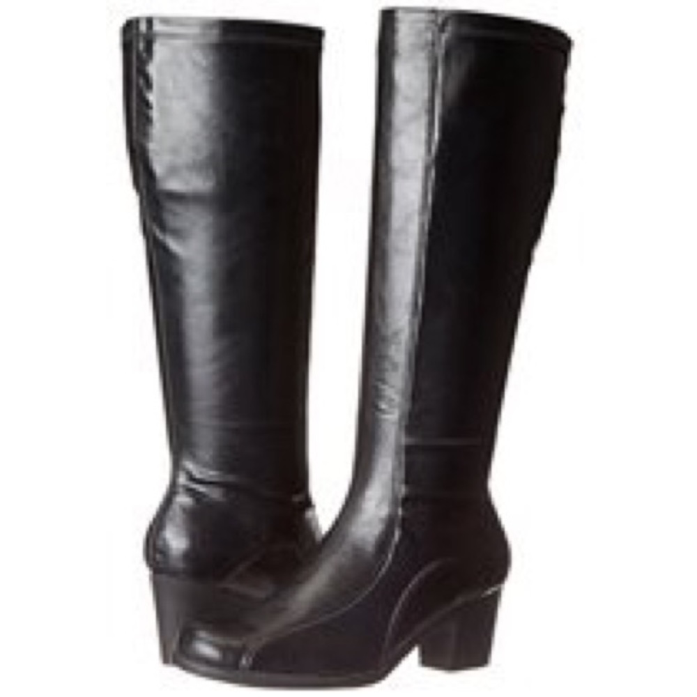 Aerosoles knee high black boots size 7.5